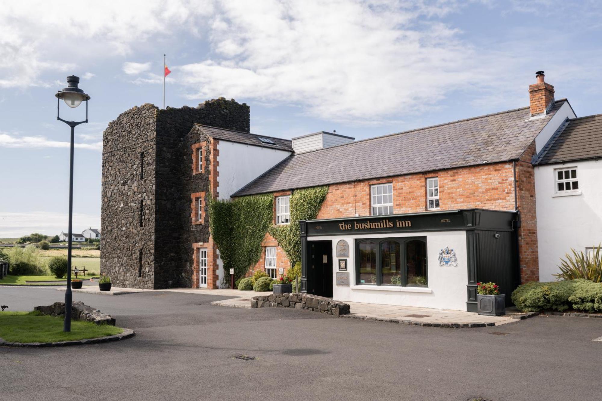Bushmills Inn Hotel & Restaurant Exterior foto